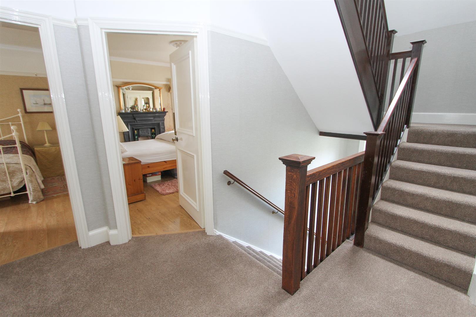 Higher Drive, Purley